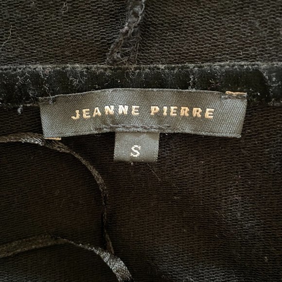 Soft hooded sweatshirt with ties - Picture 3 of 11